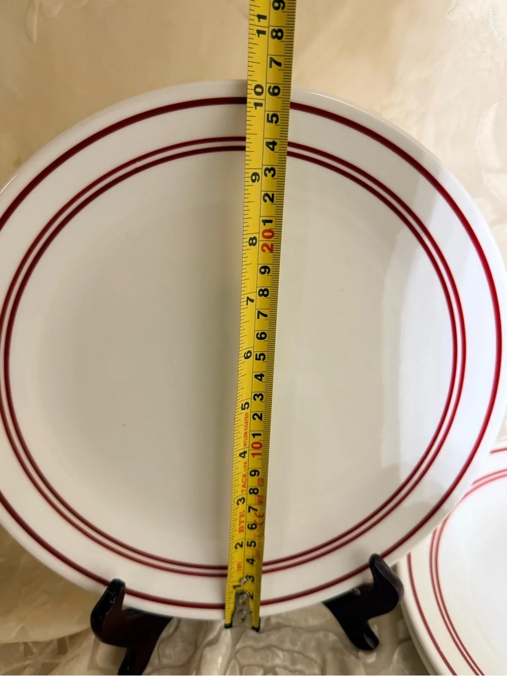 Set of 4 Corelle Vitrelle 10in Dinner Plate Classic Café Red Pattern